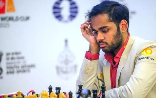 अर्जुन एरिगेसी ने ग्रैंडमास्टर विश्वनाथन आनंद को हराकर रचा इतिहास, यरूशलम मास्टर्स 2025 के नए राजा बने भारतीय ग्रैंडमास्टर