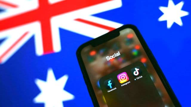 ऑस्ट्रेलिया में 16 वर्ष से कम उम्र के बच्चों पर सोशल मीडिया बैन लागू, फेसबुक-इंस्टाग्राम सहित 10 प्लेटफॉर्म ब्लॉक
