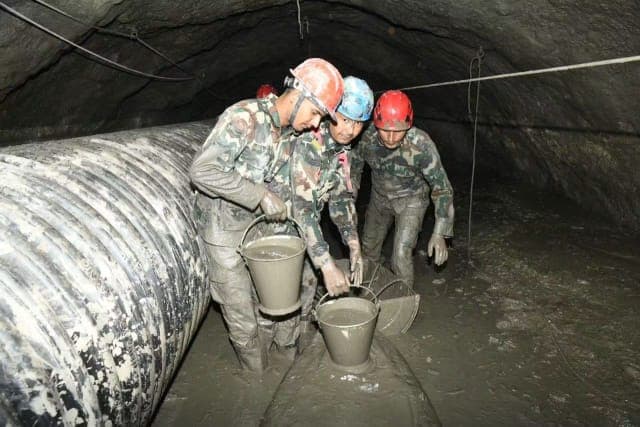नेपाल में बाढ़ से तबाह अपर त्रिशूली-1 परियोजना में 17 दिन बाद सात शव बरामद
